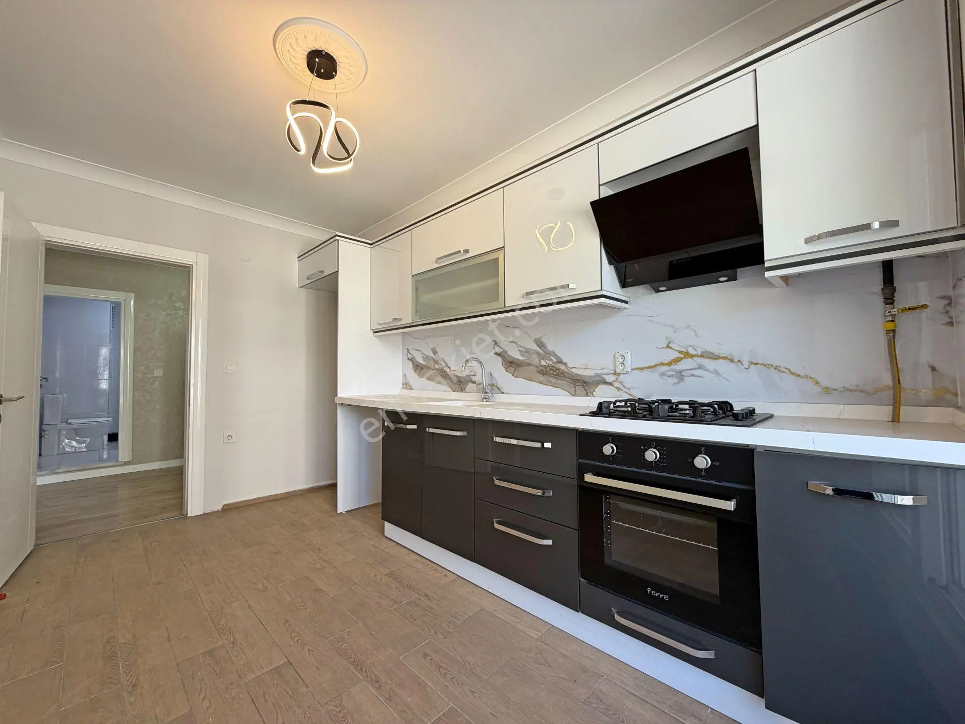 ▀ Güç'ten İkizçay'da Ara Kat Ebeveynli Modern Lüx Tasarımlı 2+1 Daire — fotoğraf 2