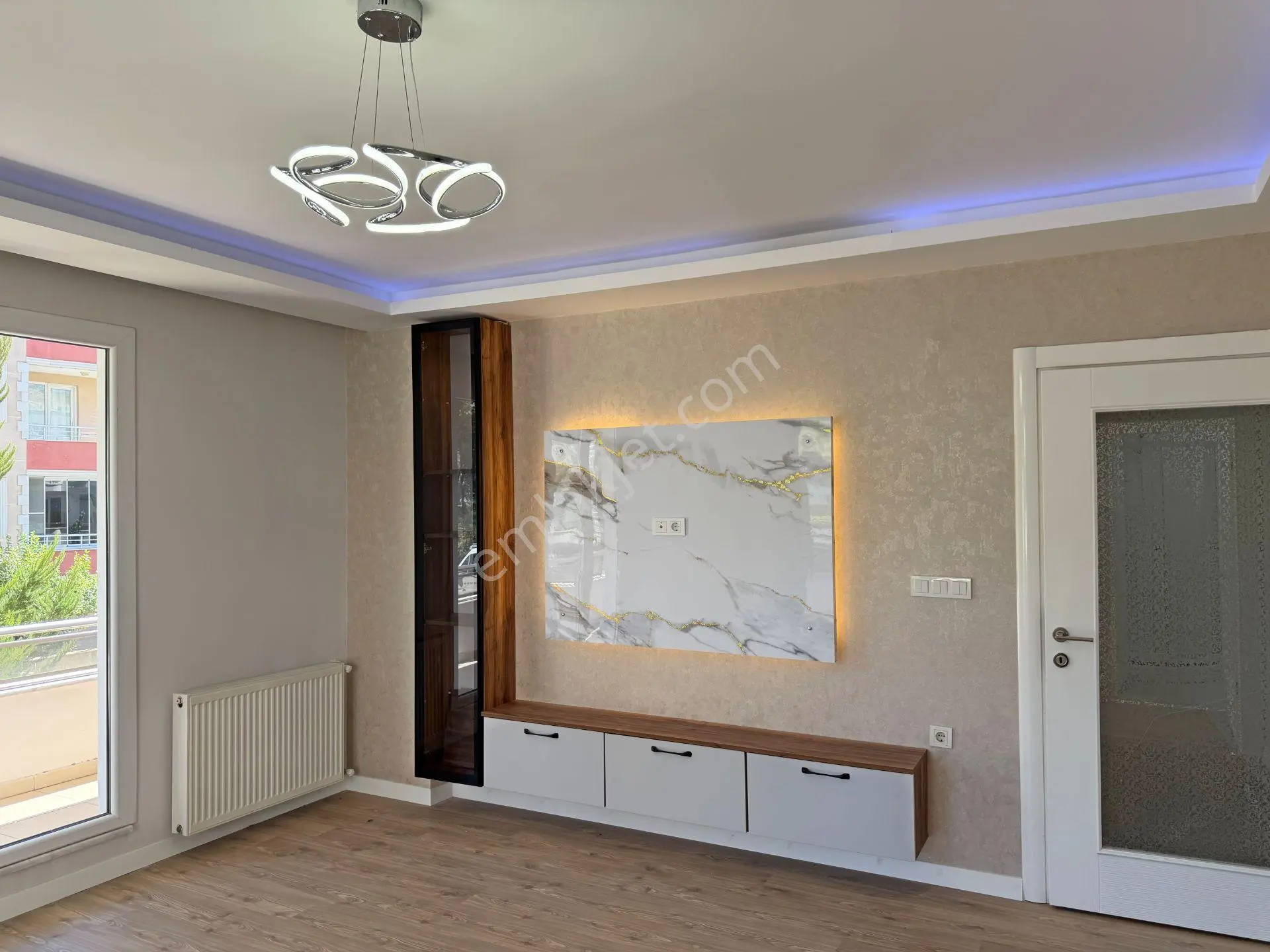 ▀ Güç'ten İkizçay'da Ara Kat Ebeveynli Modern Lüx Tasarımlı 2+1 Daire — fotoğraf 4