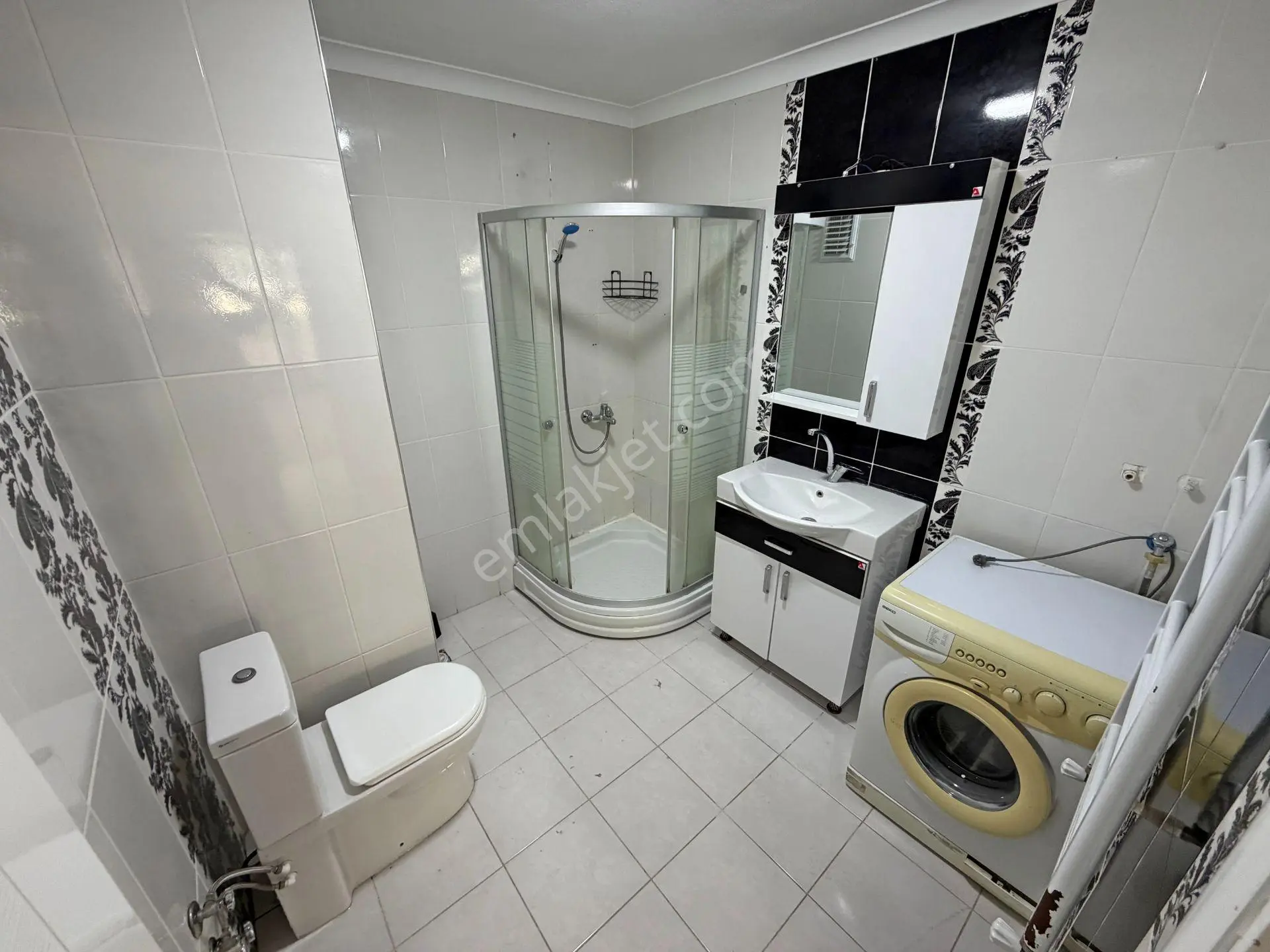▀ Güç'ten İkizçay'da Ara Kat Ebeveynli Modern Lüx Tasarımlı 2+1 Daire — fotoğraf 6