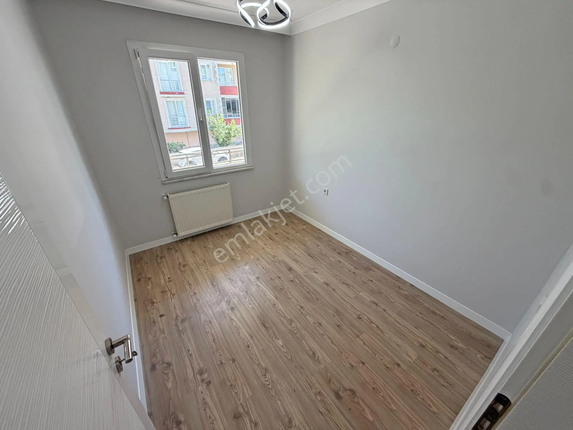 ▀ Güç'ten İkizçay'da Ara Kat Ebeveynli Modern Lüx Tasarımlı 2+1 Daire — fotoğraf 16