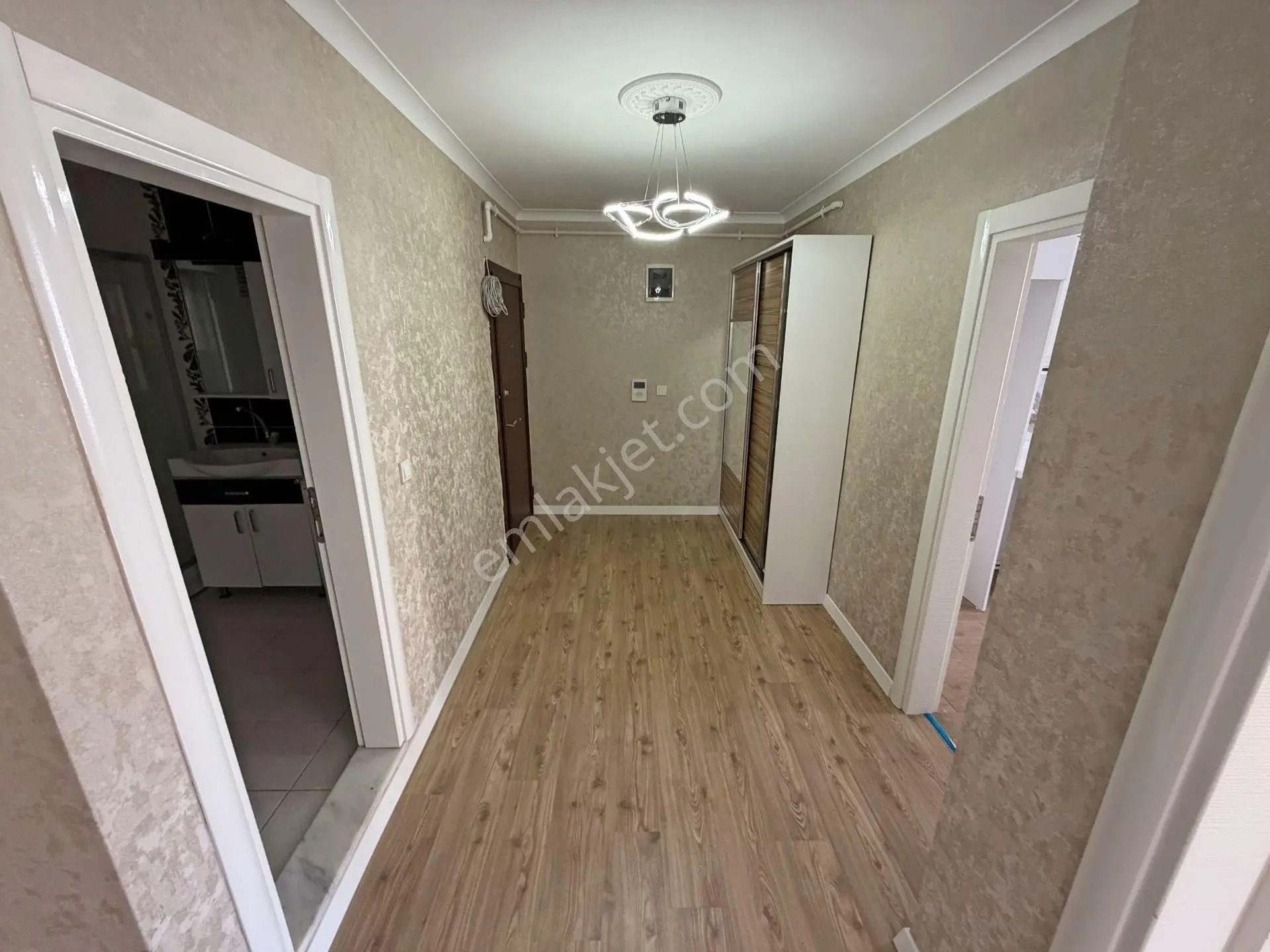 ▀ Güç'ten İkizçay'da Ara Kat Ebeveynli Modern Lüx Tasarımlı 2+1 Daire — fotoğraf 18