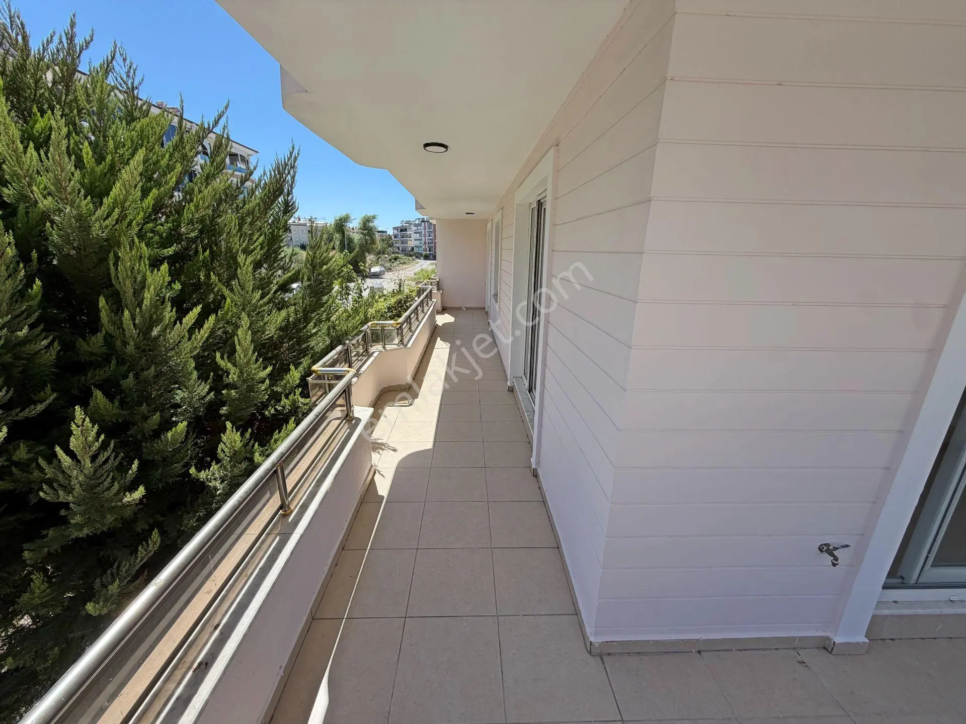▀ Güç'ten İkizçay'da Ara Kat Ebeveynli Modern Lüx Tasarımlı 2+1 Daire — fotoğraf 26