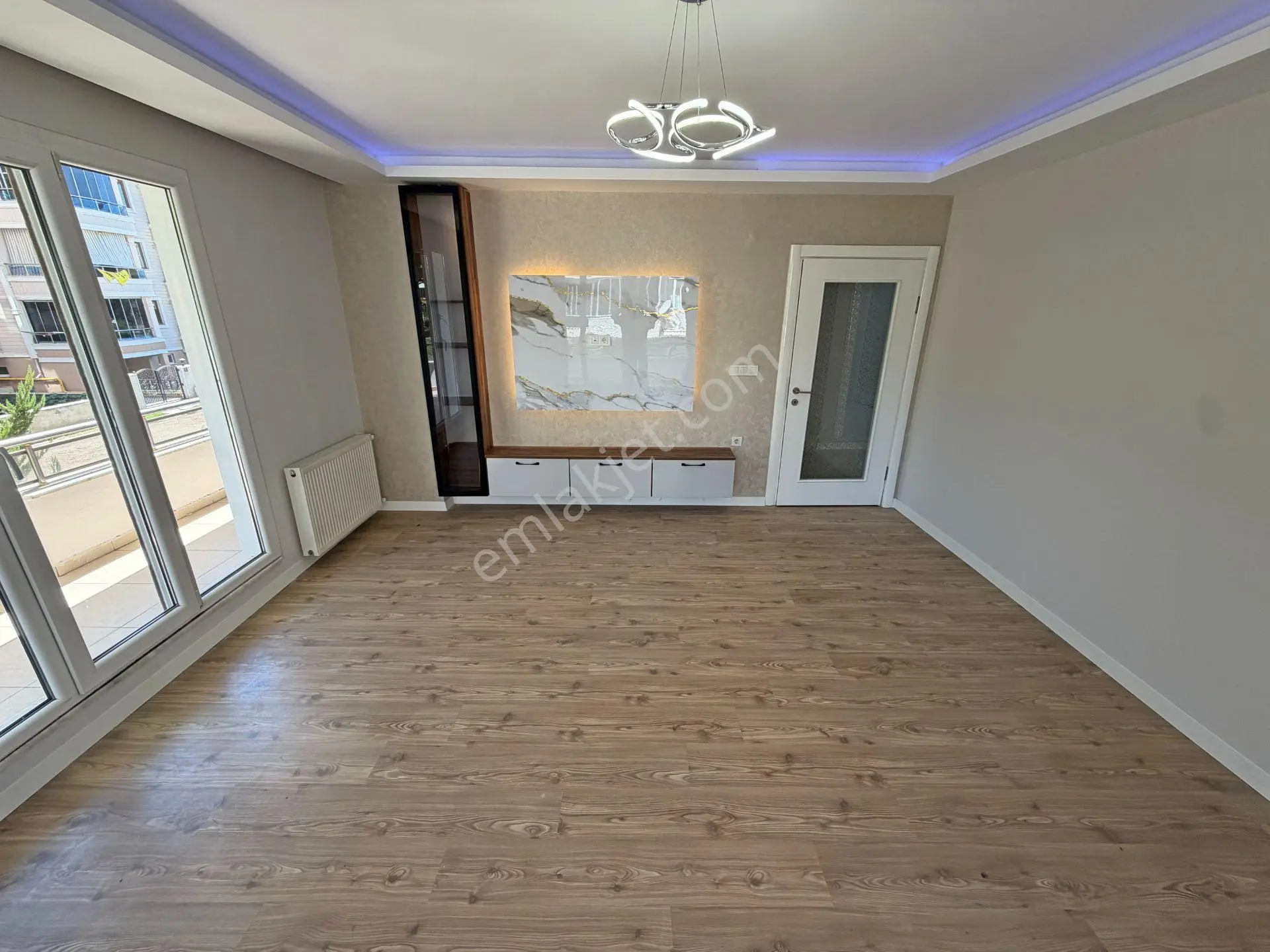▀ Güç'ten İkizçay'da Ara Kat Ebeveynli Modern Lüx Tasarımlı 2+1 Daire — fotoğraf 29