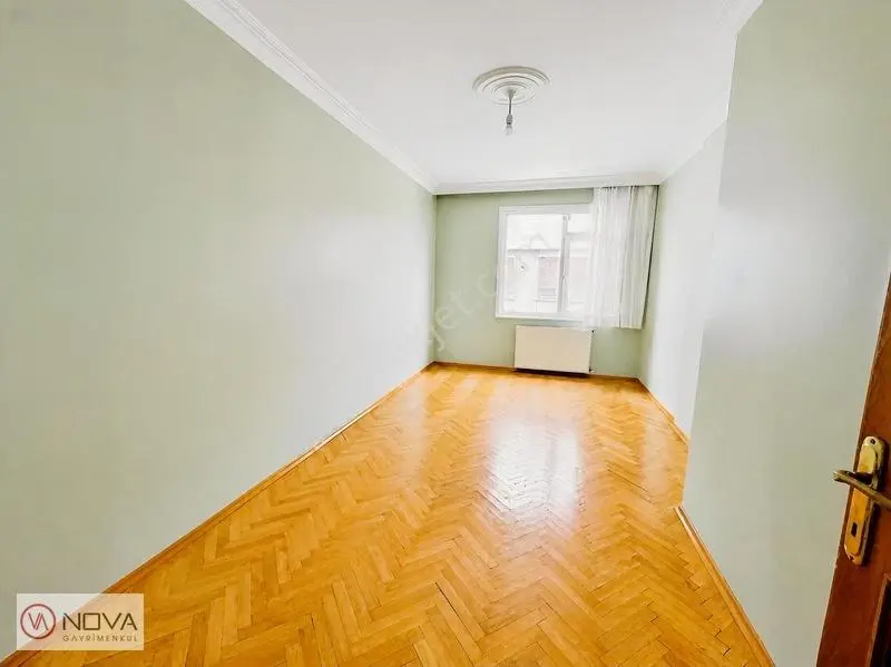 Suadiye Bağdat Caddesine Yürüme Mesafesinde Geniş 3+1 Boş Daire — fotoğraf 8