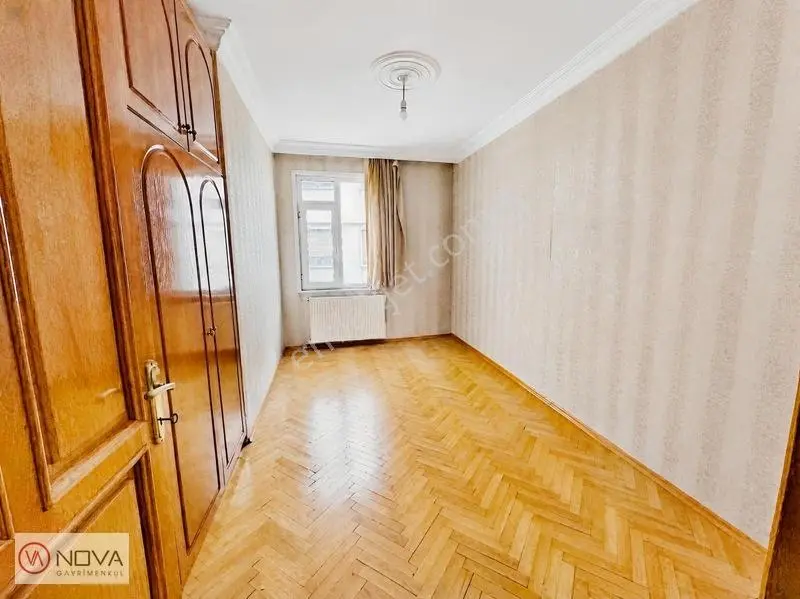 Suadiye Bağdat Caddesine Yürüme Mesafesinde Geniş 3+1 Boş Daire — fotoğraf 9