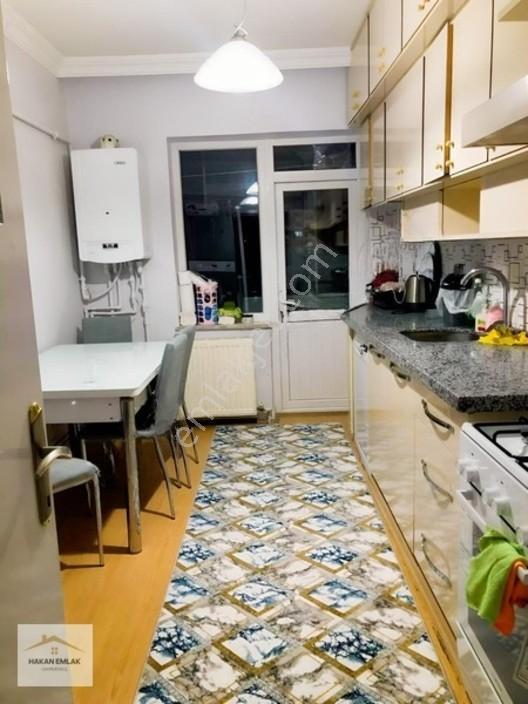 Hakan Emlak'tan Çarşı İçi Full Eşyalı 3+1 Satılık Daire — fotoğraf 4