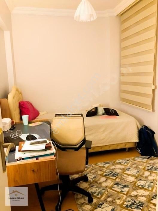 Hakan Emlak'tan Çarşı İçi Full Eşyalı 3+1 Satılık Daire — fotoğraf 5