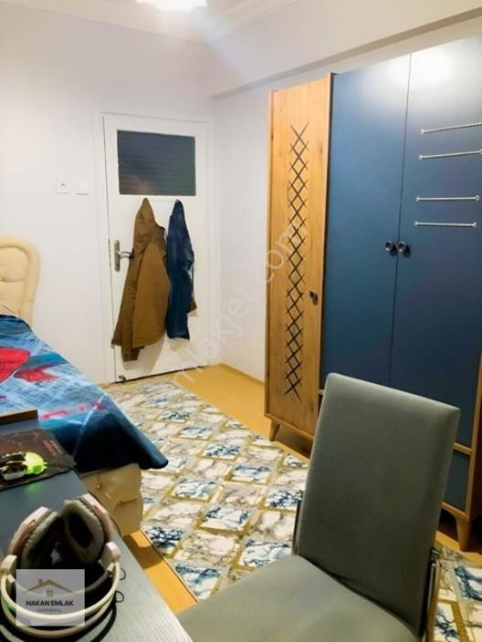 Hakan Emlak'tan Çarşı İçi Full Eşyalı 3+1 Satılık Daire — fotoğraf 7