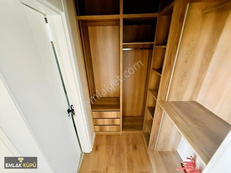 Bağlıca Mah.cadde Cepheye Çift Bahçeli 4+1 Satılık Villa — fotoğraf 20