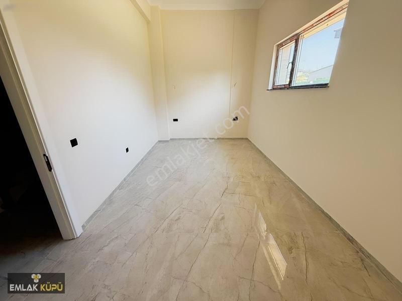 Bağlıca Mah.cadde Cepheye Çift Bahçeli 4+1 Satılık Villa — fotoğraf 24