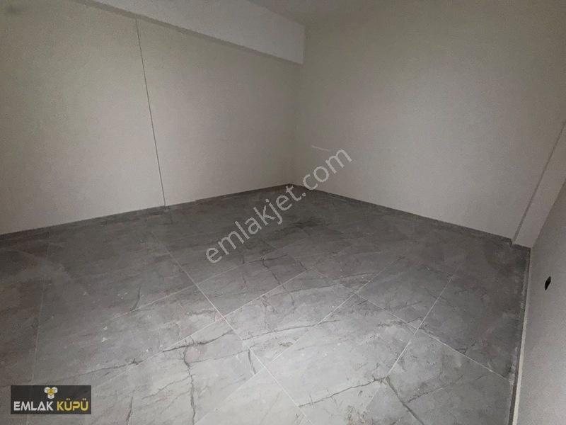 Bağlıca Mah.cadde Cepheye Çift Bahçeli 4+1 Satılık Villa — fotoğraf 26