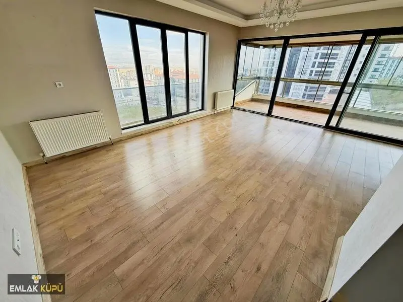 Bağlıca Mah. Kapalı Otoparklı Geniş Katta Tek 4+1 Satılık Daire — fotoğraf 15
