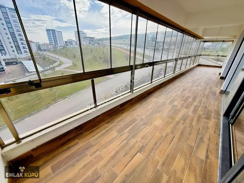 Bağlıca Mah. Kapalı Otoparklı Geniş Katta Tek 4+1 Satılık Daire — fotoğraf 32