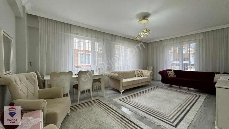 Remax 3+1 135m² + 10m² Depo +ankastre Set Site İçi Krediye Uygun — fotoğraf 5