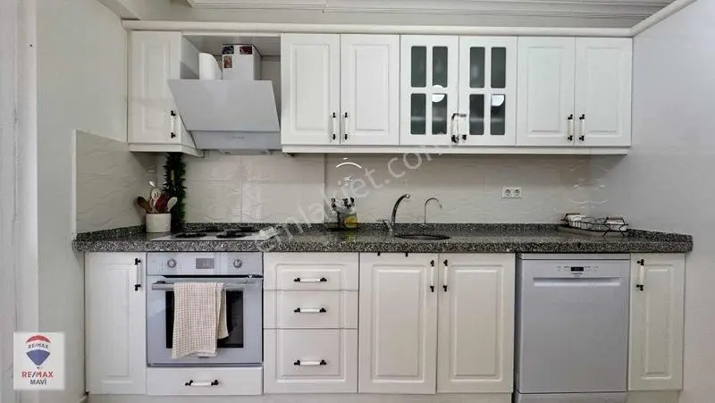 Remax 3+1 135m² + 10m² Depo +ankastre Set Site İçi Krediye Uygun — fotoğraf 10