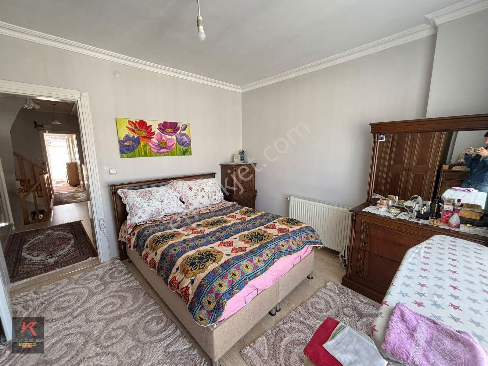 Kardeş’ten | Şehir Merkezinde Deniz Manzaralı | Çift Mutfaklı 4+1 Tripleks — fotoğraf 15