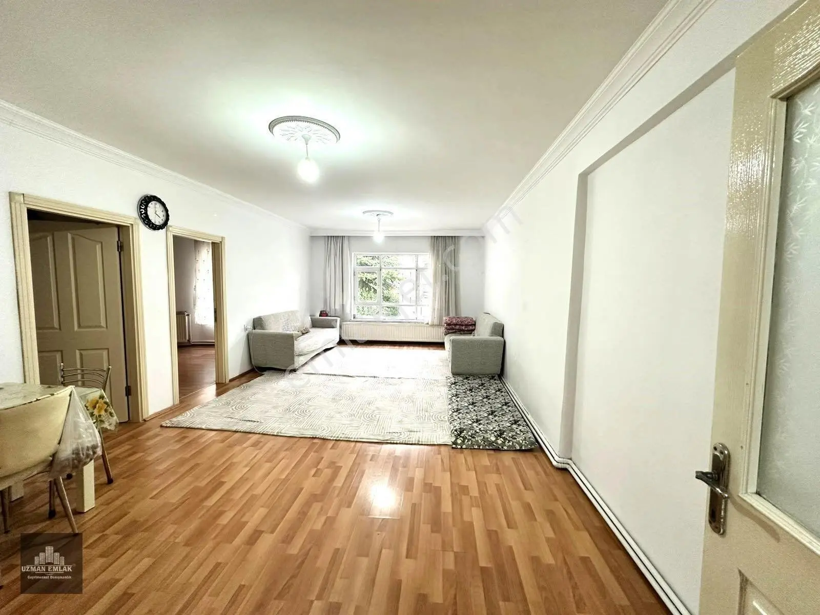 Uzman Emlak Ofisinden İncirli Mh.de Cadde Üzeri Manzaralı Geniş 3+1 Daire — fotoğraf 2