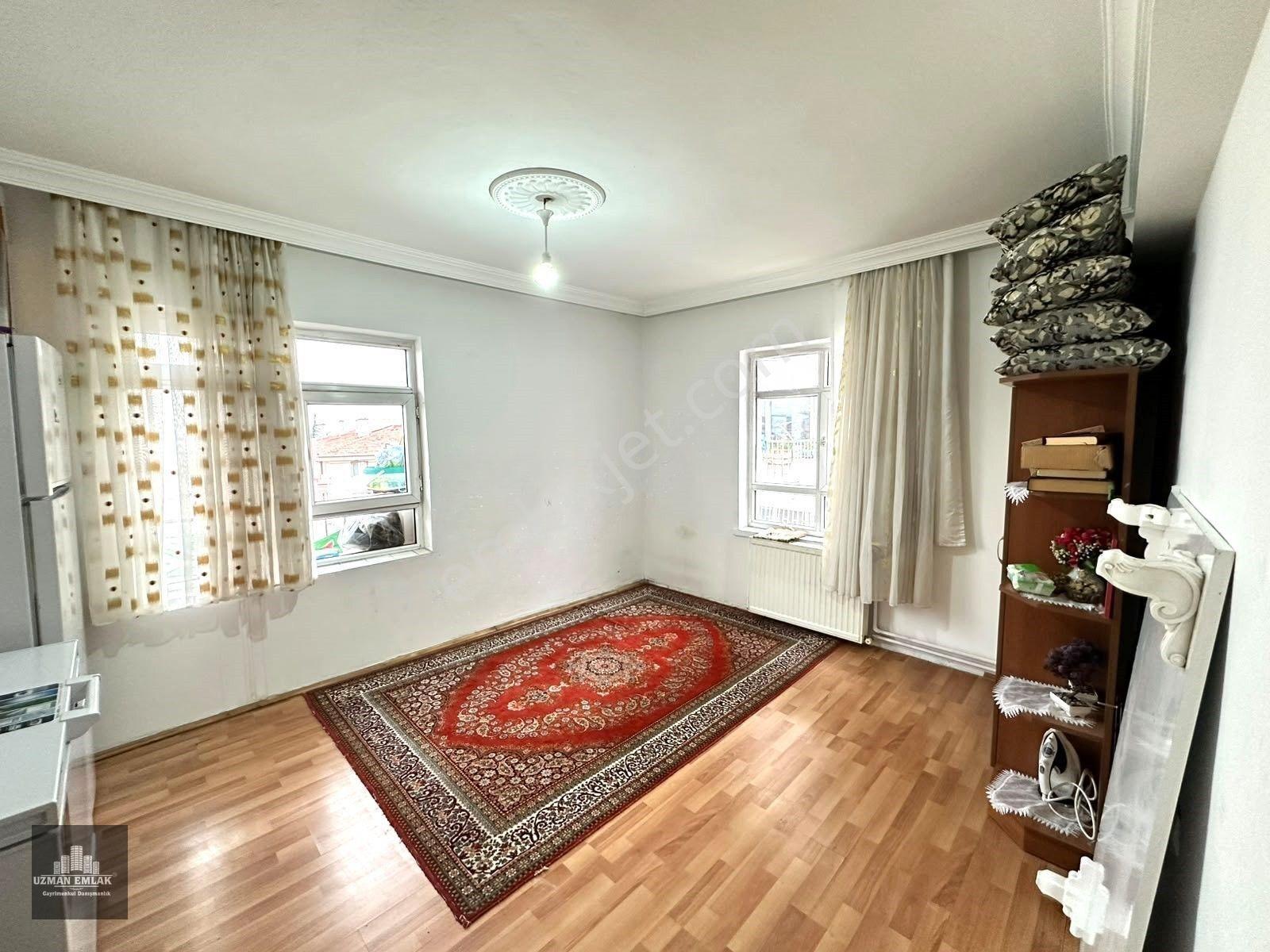 Uzman Emlak Ofisinden İncirli Mh.de Cadde Üzeri Manzaralı Geniş 3+1 Daire — fotoğraf 8