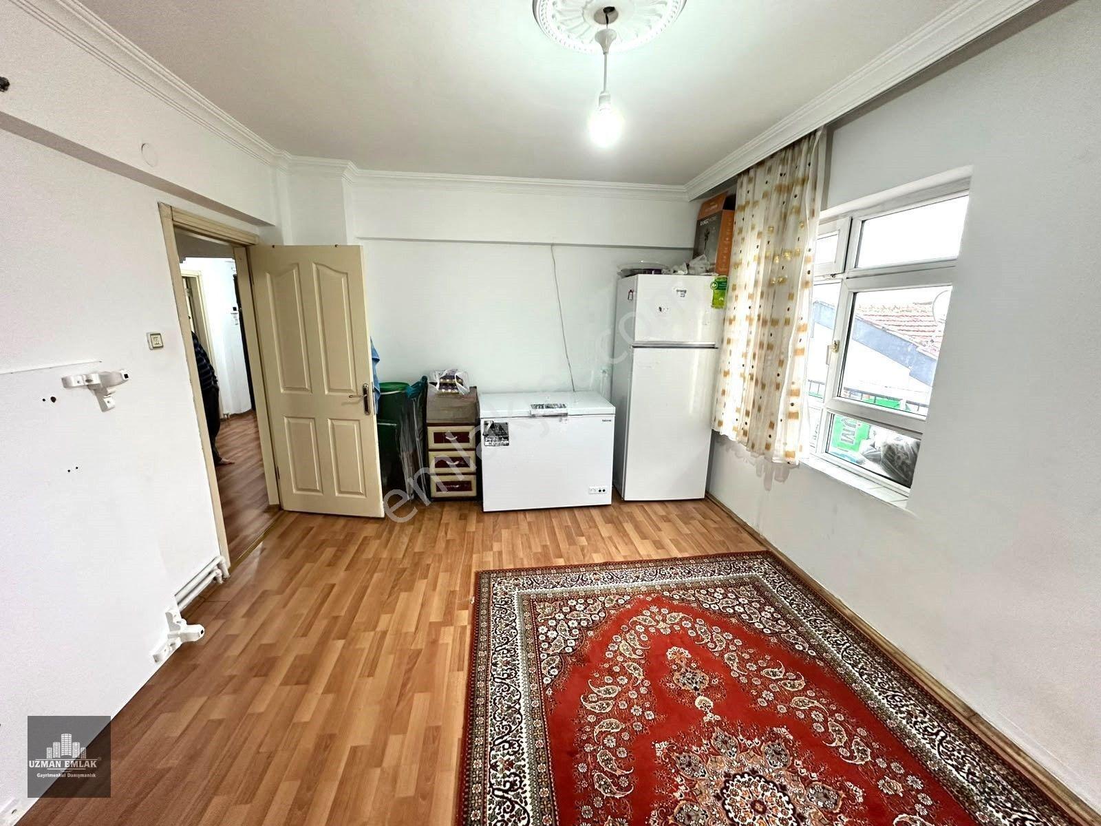 Uzman Emlak Ofisinden İncirli Mh.de Cadde Üzeri Manzaralı Geniş 3+1 Daire — fotoğraf 9