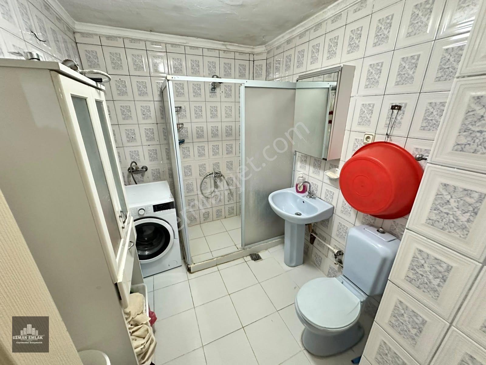 Uzman Emlak Ofisinden İncirli Mh.de Cadde Üzeri Manzaralı Geniş 3+1 Daire — fotoğraf 12