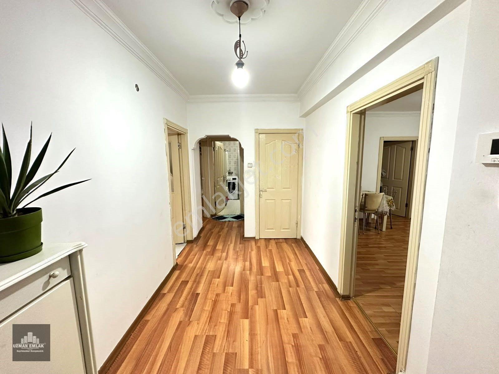 Uzman Emlak Ofisinden İncirli Mh.de Cadde Üzeri Manzaralı Geniş 3+1 Daire — fotoğraf 15