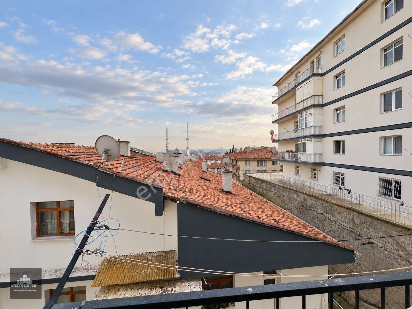 Uzman Emlak Ofisinden İncirli Mh.de Cadde Üzeri Manzaralı Geniş 3+1 Daire — fotoğraf 16
