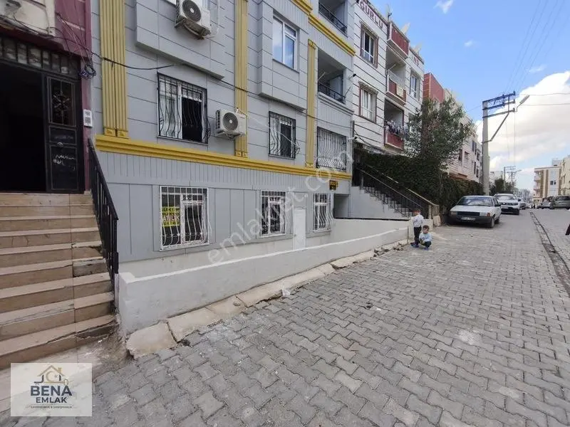 Bena Emlak'Tan Satılık 2+1 Giriş Kat