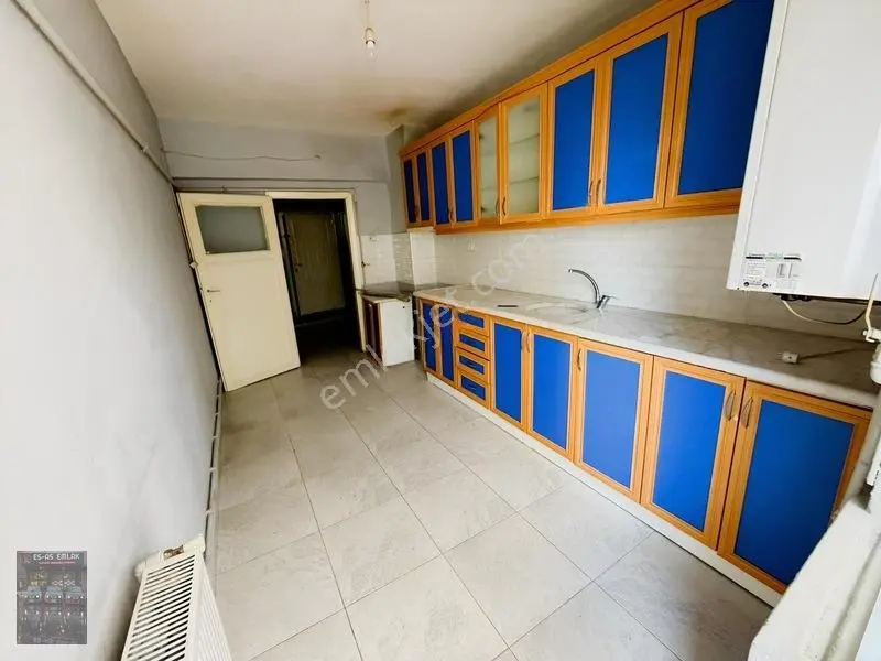 Es'as'tan İstasyon Mahallesinde 3+1 Okul Yakını Satılık Daire — fotoğraf 16