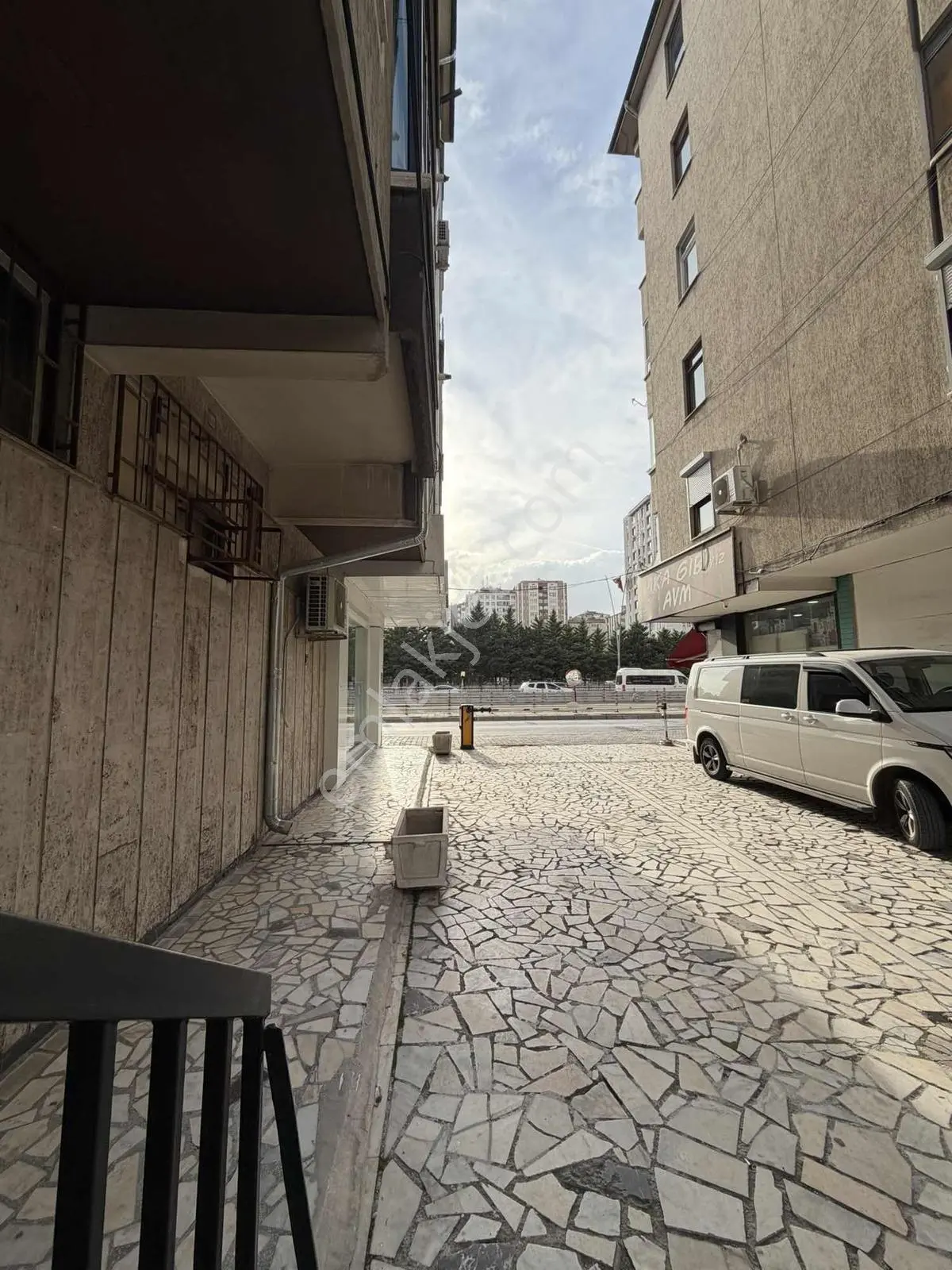 Fetanet Emlaktan Nato Caddesi Üzerinde Asansörlü 3+1 Odalı — fotoğraf 4