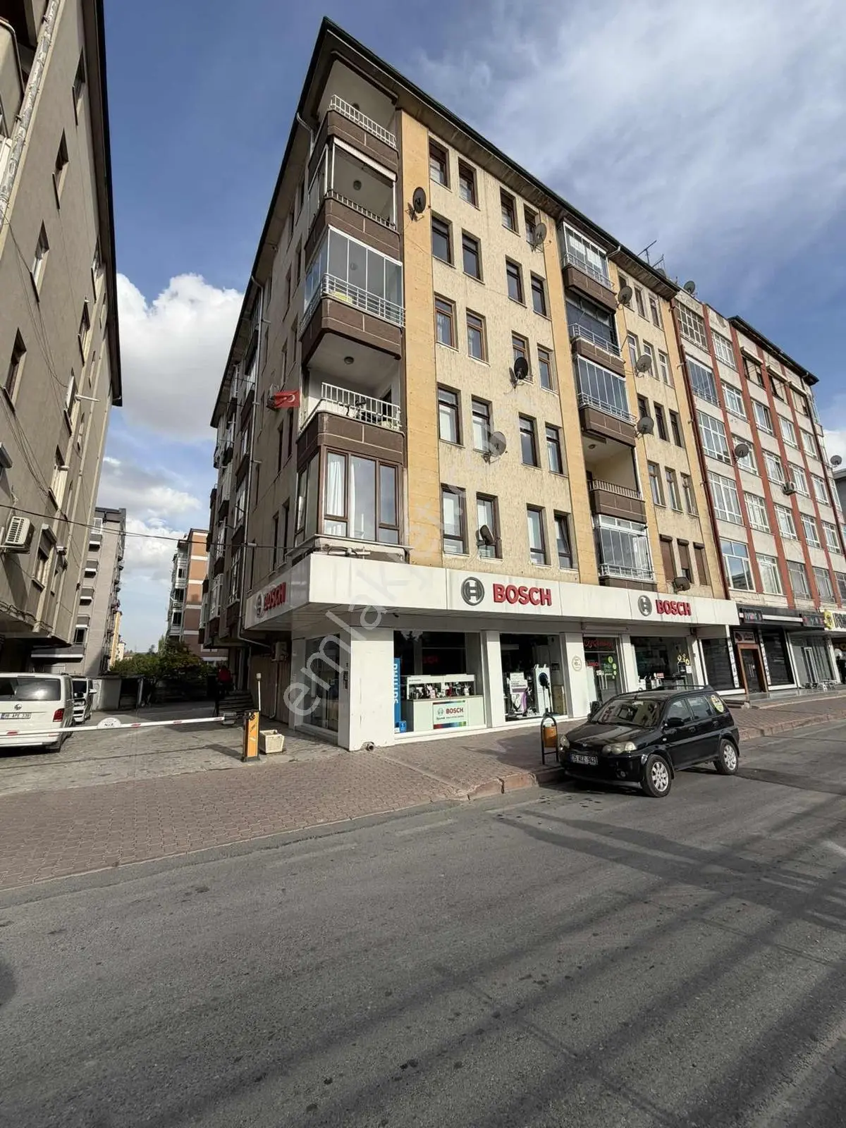 Fetanet Emlaktan Nato Caddesi Üzerinde Asansörlü 3+1 Odalı — fotoğraf 8