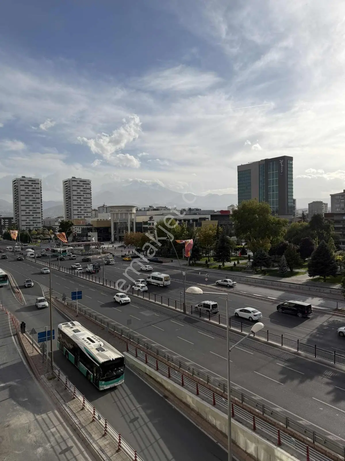 Fetanet Emlaktan Nato Caddesi Üzerinde Asansörlü 3+1 Odalı — fotoğraf 17