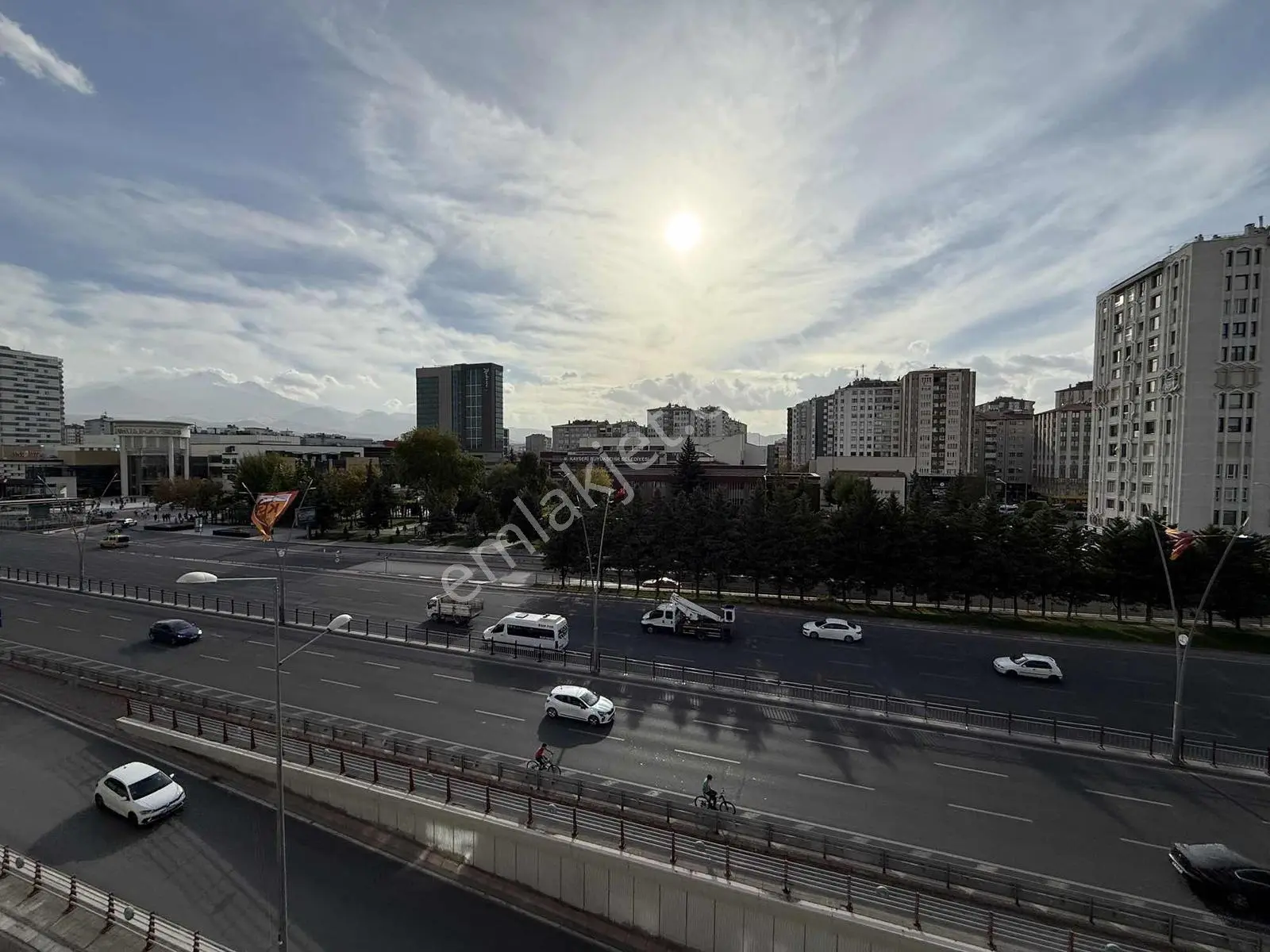 Fetanet Emlaktan Nato Caddesi Üzerinde Asansörlü 3+1 Odalı — fotoğraf 28