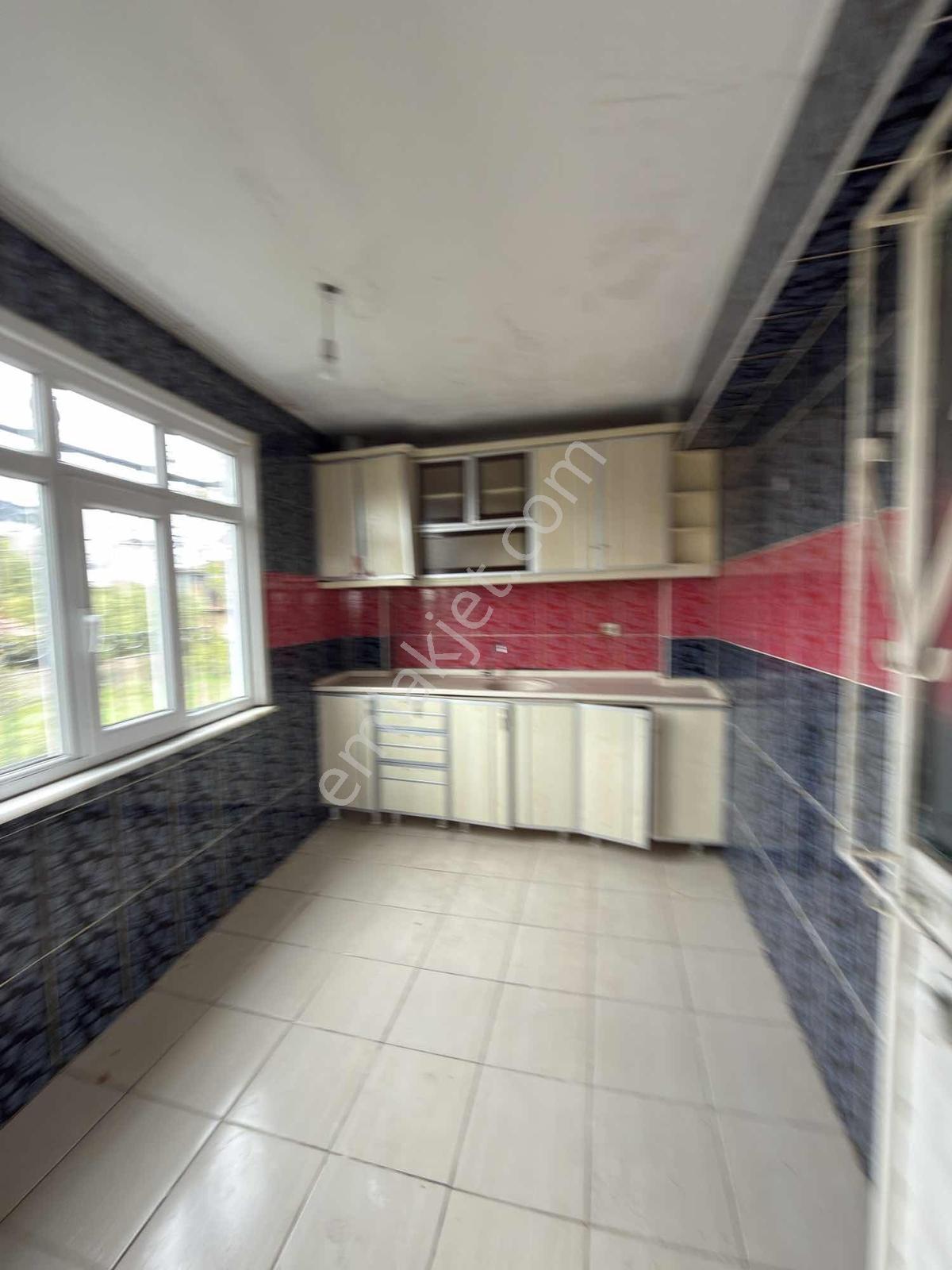 Körfez Yukarı Hereke 392 M2 Arsa İçinde 2 Katlı Müstakil Ev — fotoğraf 11