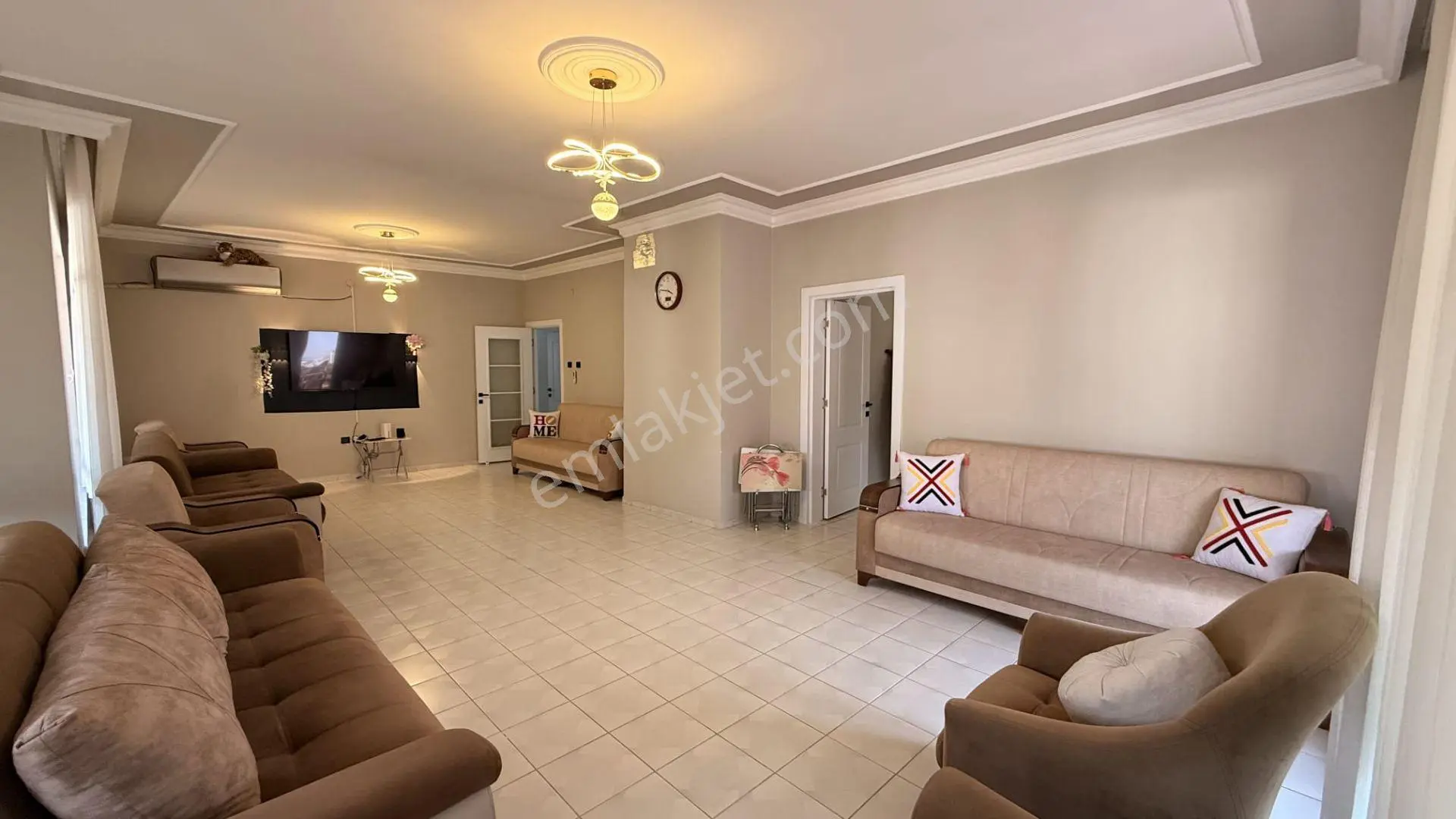 Ergünden Hamidiye Mahallesinde 3.5+1 Teraslı Ferah Daire — fotoğraf 2
