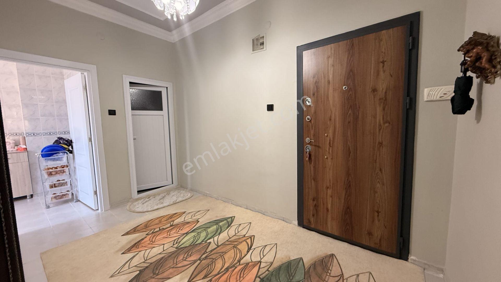 Ergünden Hamidiye Mahallesinde 3.5+1 Teraslı Ferah Daire — fotoğraf 7