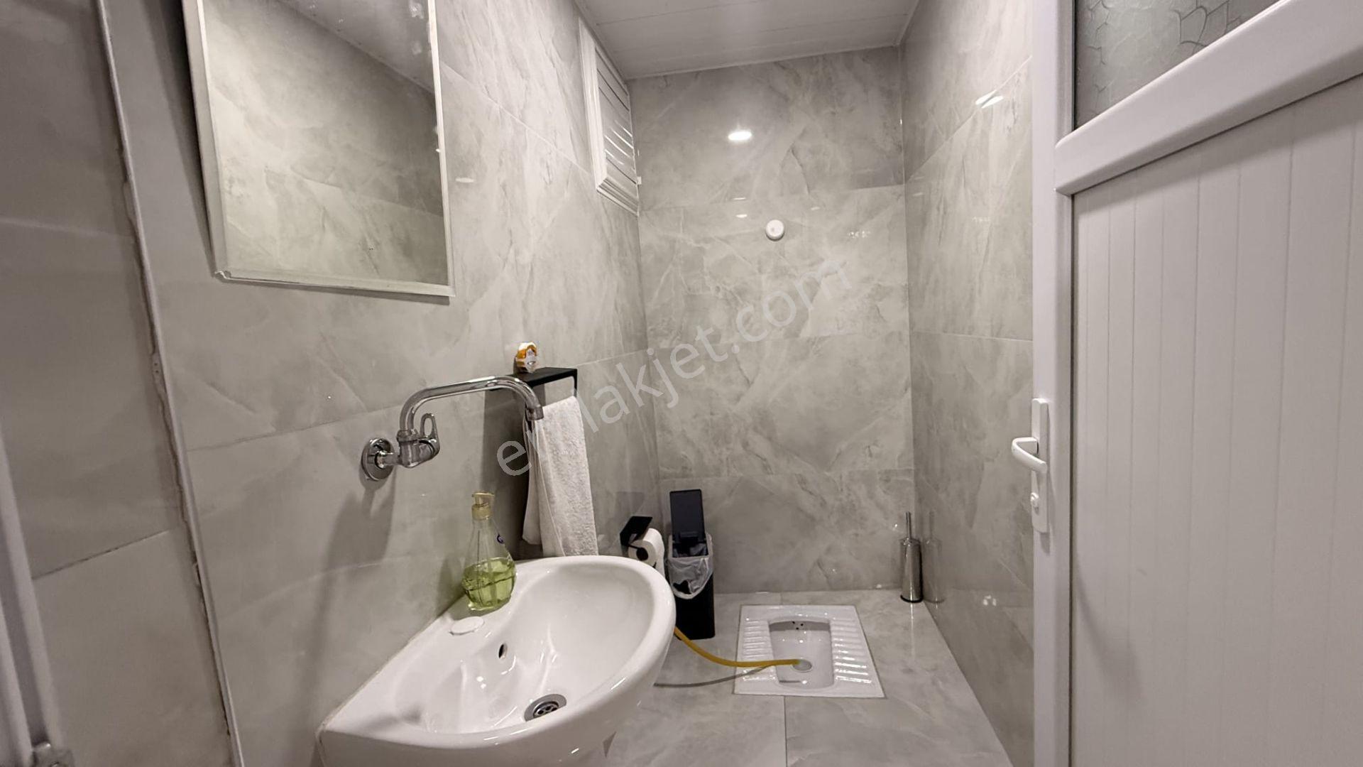 Ergünden Hamidiye Mahallesinde 3.5+1 Teraslı Ferah Daire — fotoğraf 8