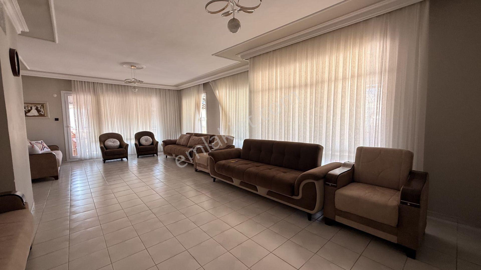 Ergünden Hamidiye Mahallesinde 3.5+1 Teraslı Ferah Daire — fotoğraf 10