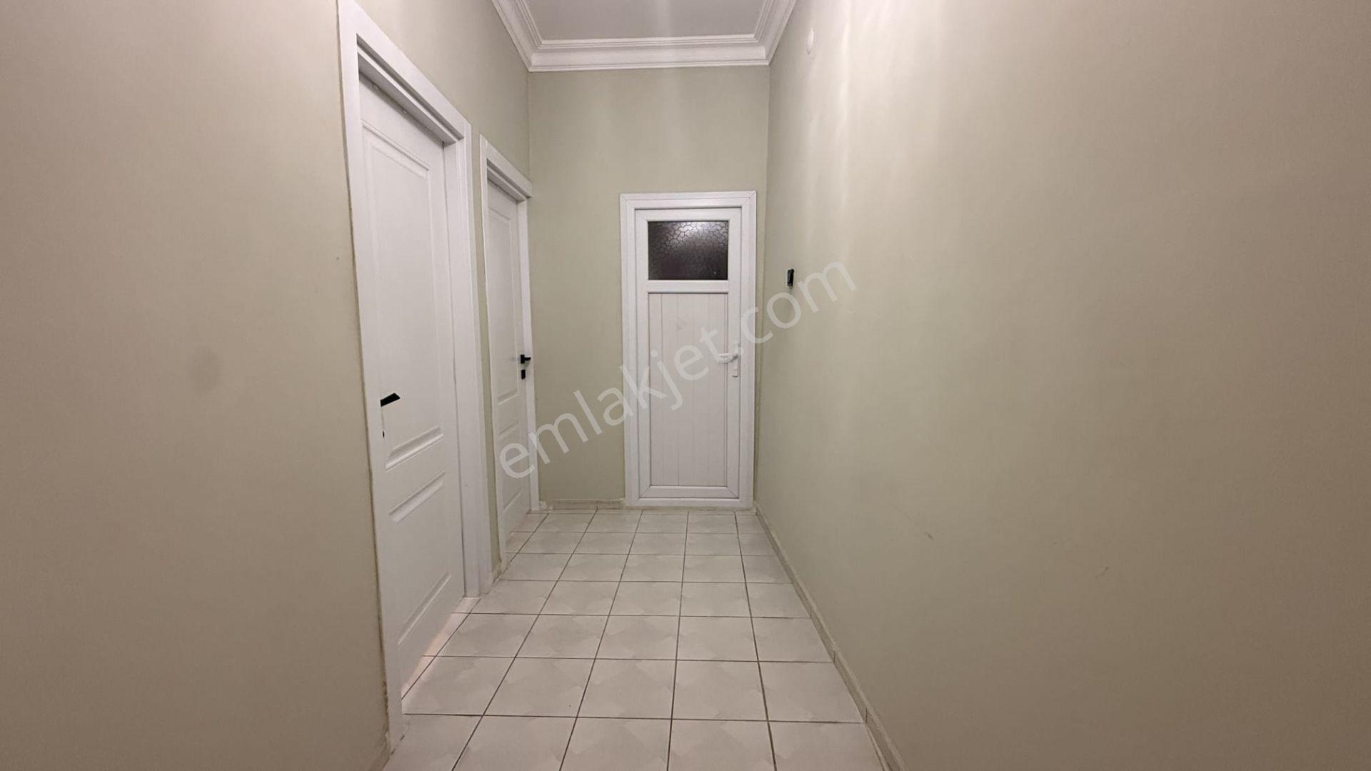 Ergünden Hamidiye Mahallesinde 3.5+1 Teraslı Ferah Daire — fotoğraf 12