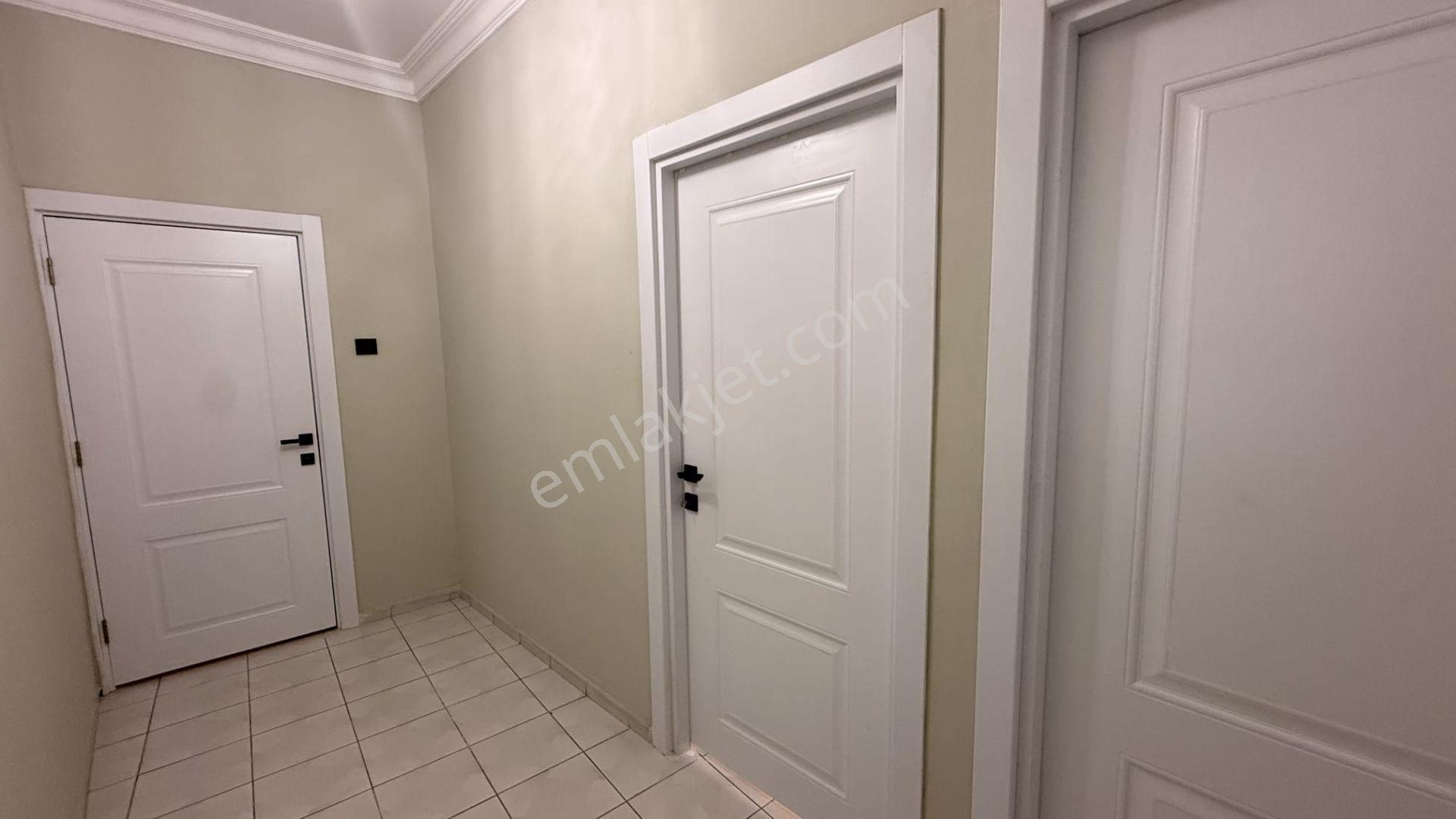 Ergünden Hamidiye Mahallesinde 3.5+1 Teraslı Ferah Daire — fotoğraf 13