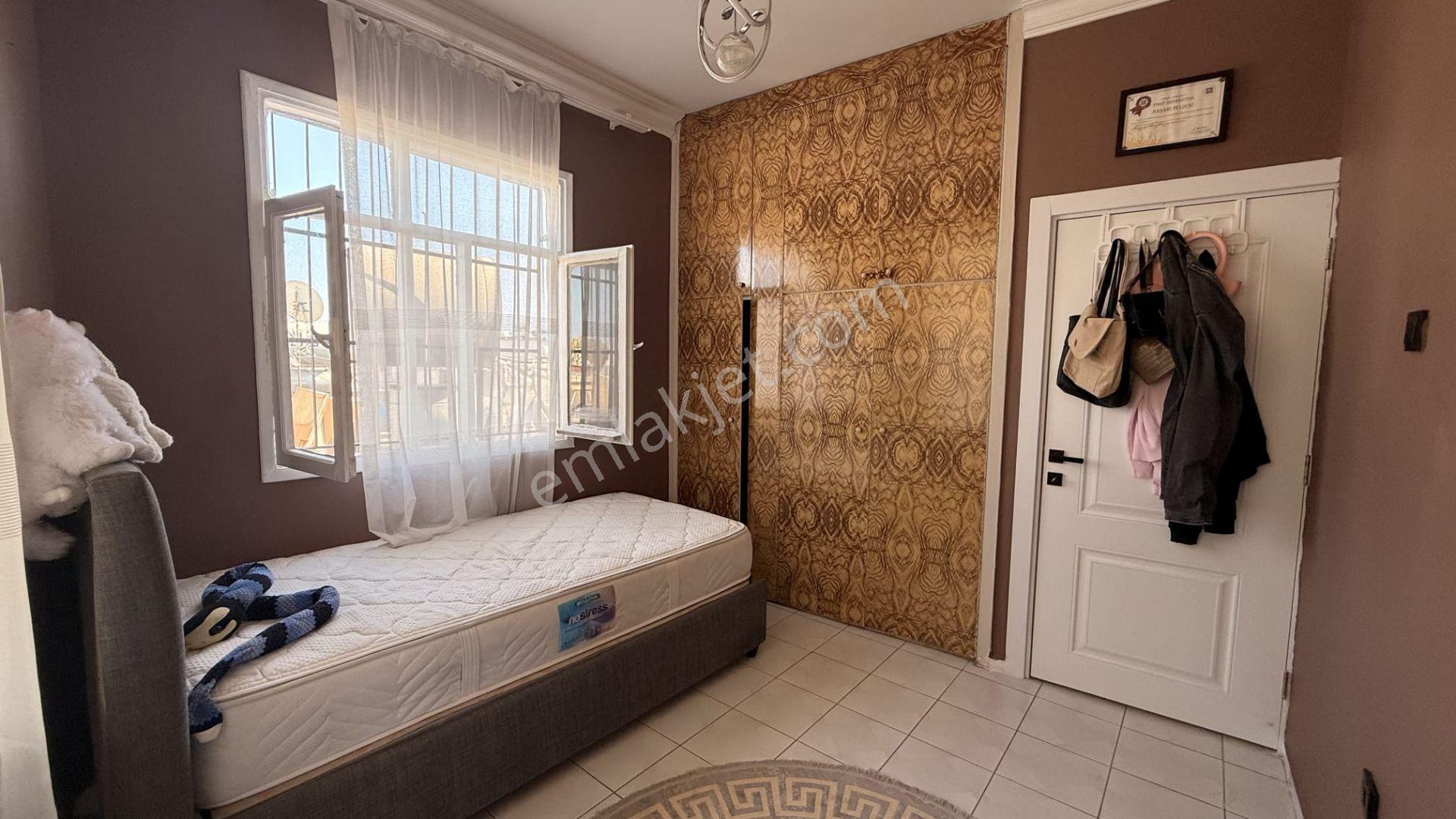 Ergünden Hamidiye Mahallesinde 3.5+1 Teraslı Ferah Daire — fotoğraf 15