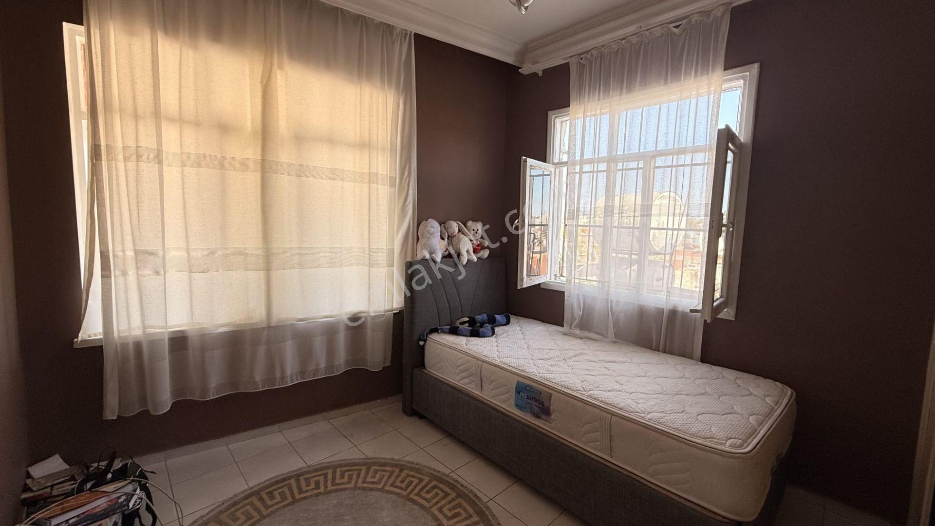 Ergünden Hamidiye Mahallesinde 3.5+1 Teraslı Ferah Daire — fotoğraf 16