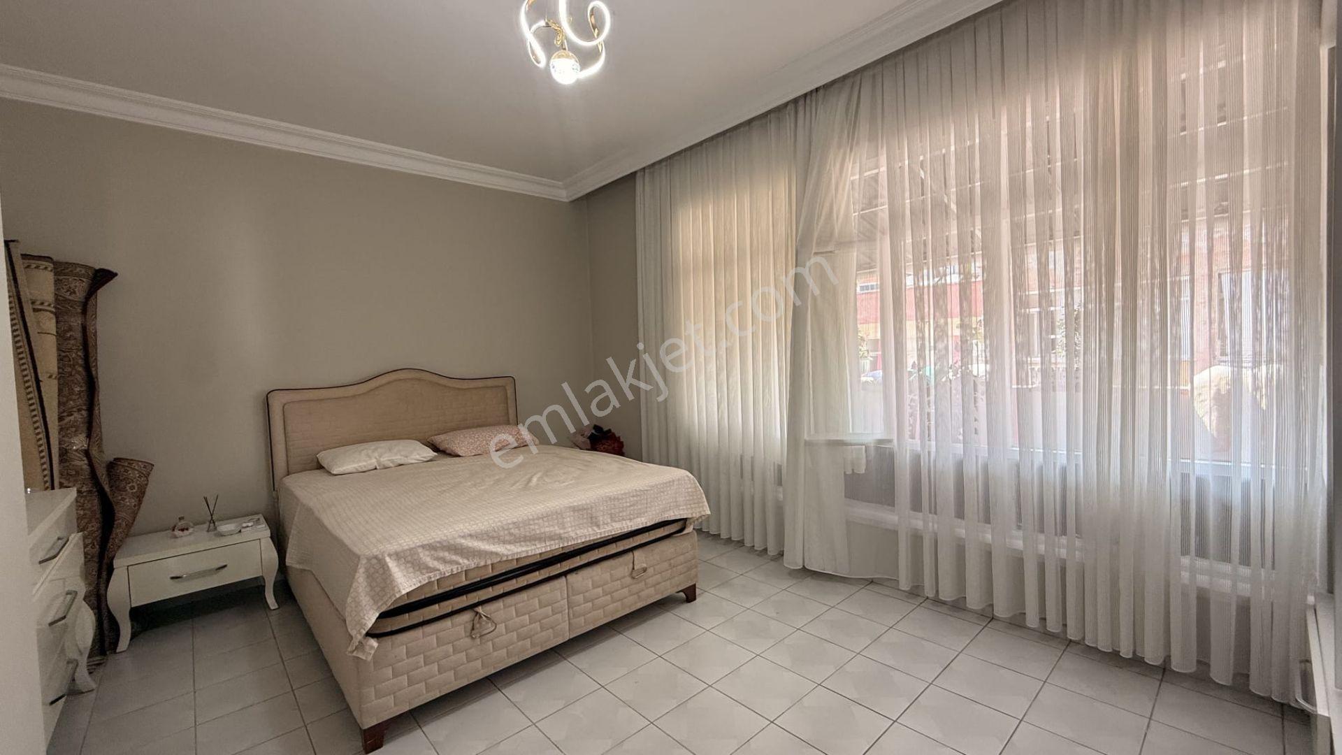 Ergünden Hamidiye Mahallesinde 3.5+1 Teraslı Ferah Daire — fotoğraf 22