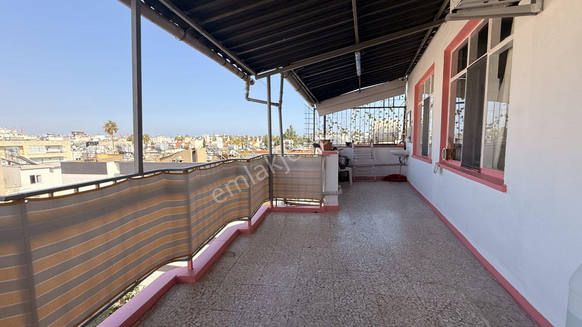 Ergünden Hamidiye Mahallesinde 3.5+1 Teraslı Ferah Daire — fotoğraf 24