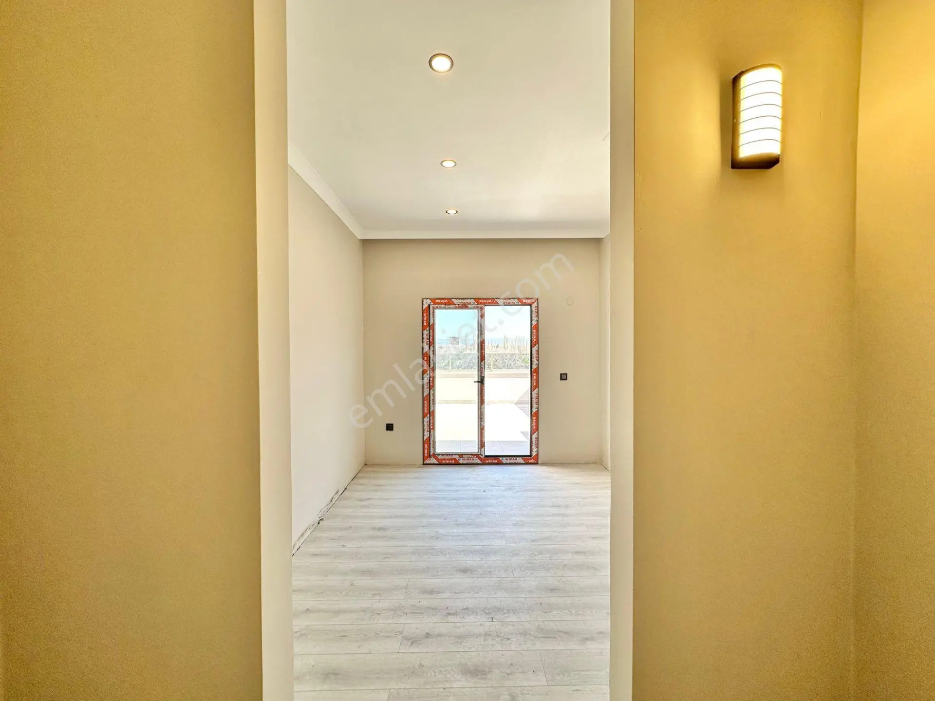 ꧁ay Emlaktan꧂akçay'da Kapalı Otoparklı Çift Asansörlü Denize Yakın Satılık 2+1 Dubleks Daire — fotoğraf 16