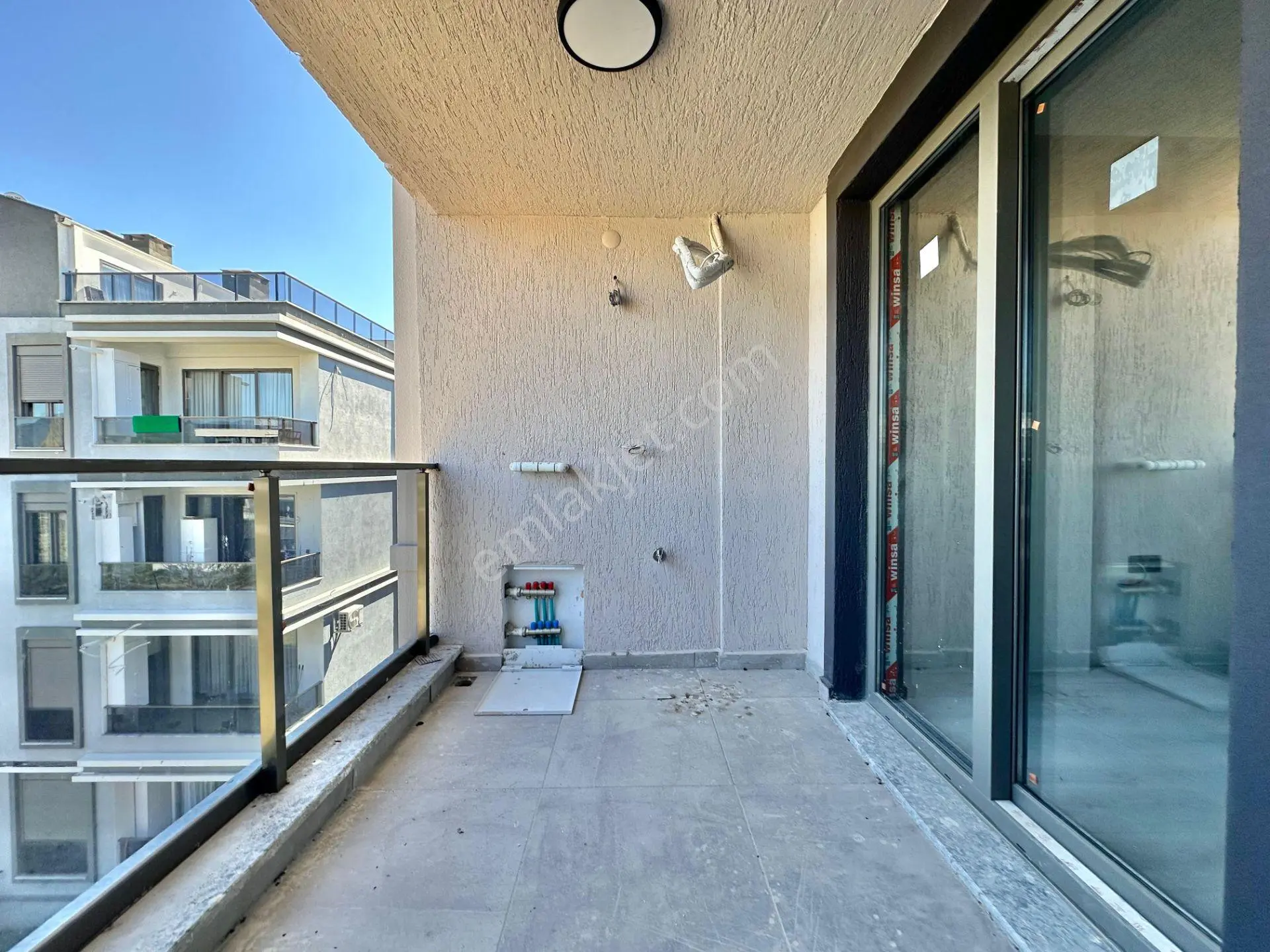 ꧁ay Emlaktan꧂akçay'da Kapalı Otoparklı Çift Asansörlü Denize Yakın Satılık 2+1 Dubleks Daire — fotoğraf 31