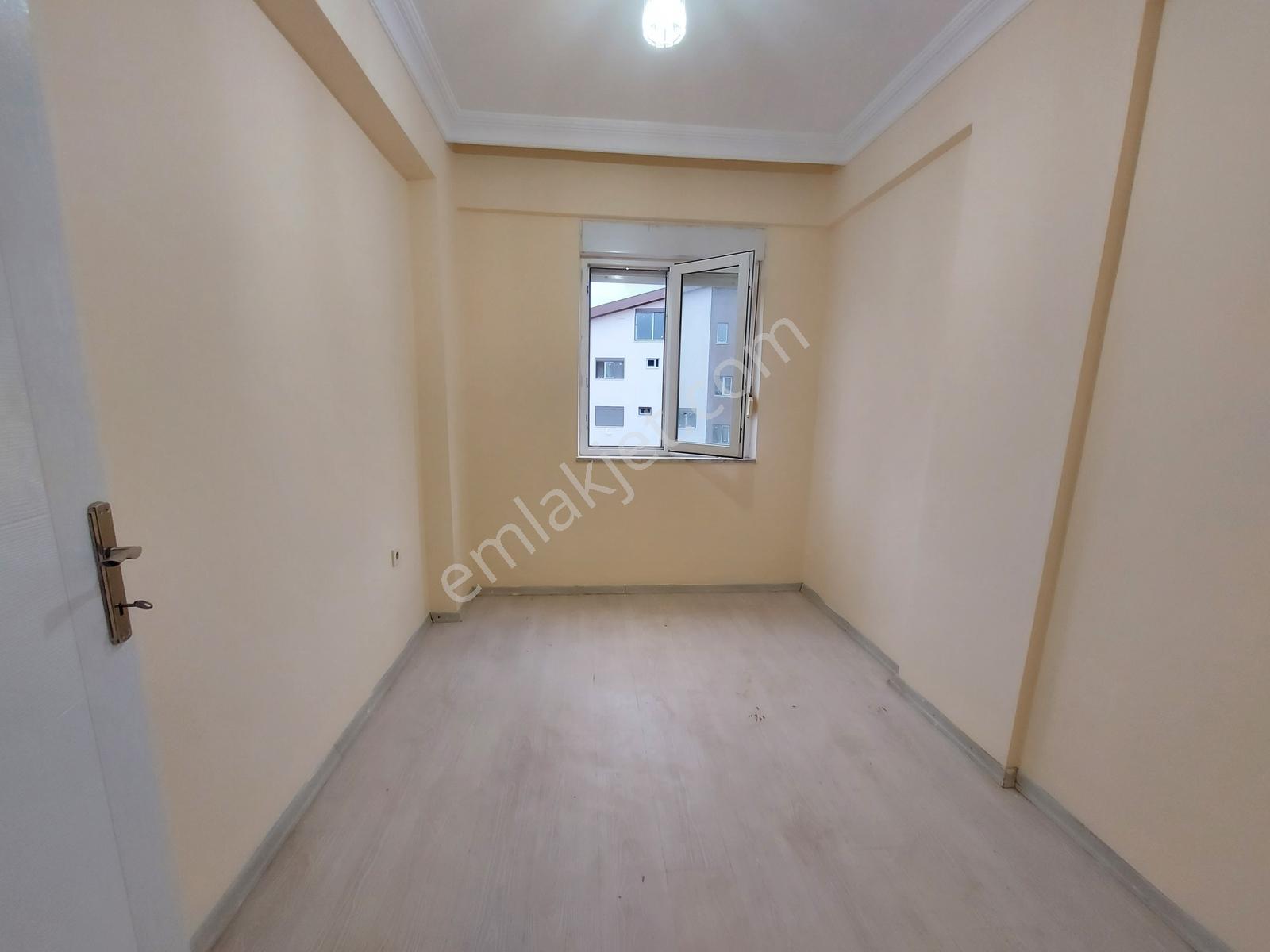 Sarılar Mahallesinde 2+1 Ara Kat Daire — fotoğraf 5