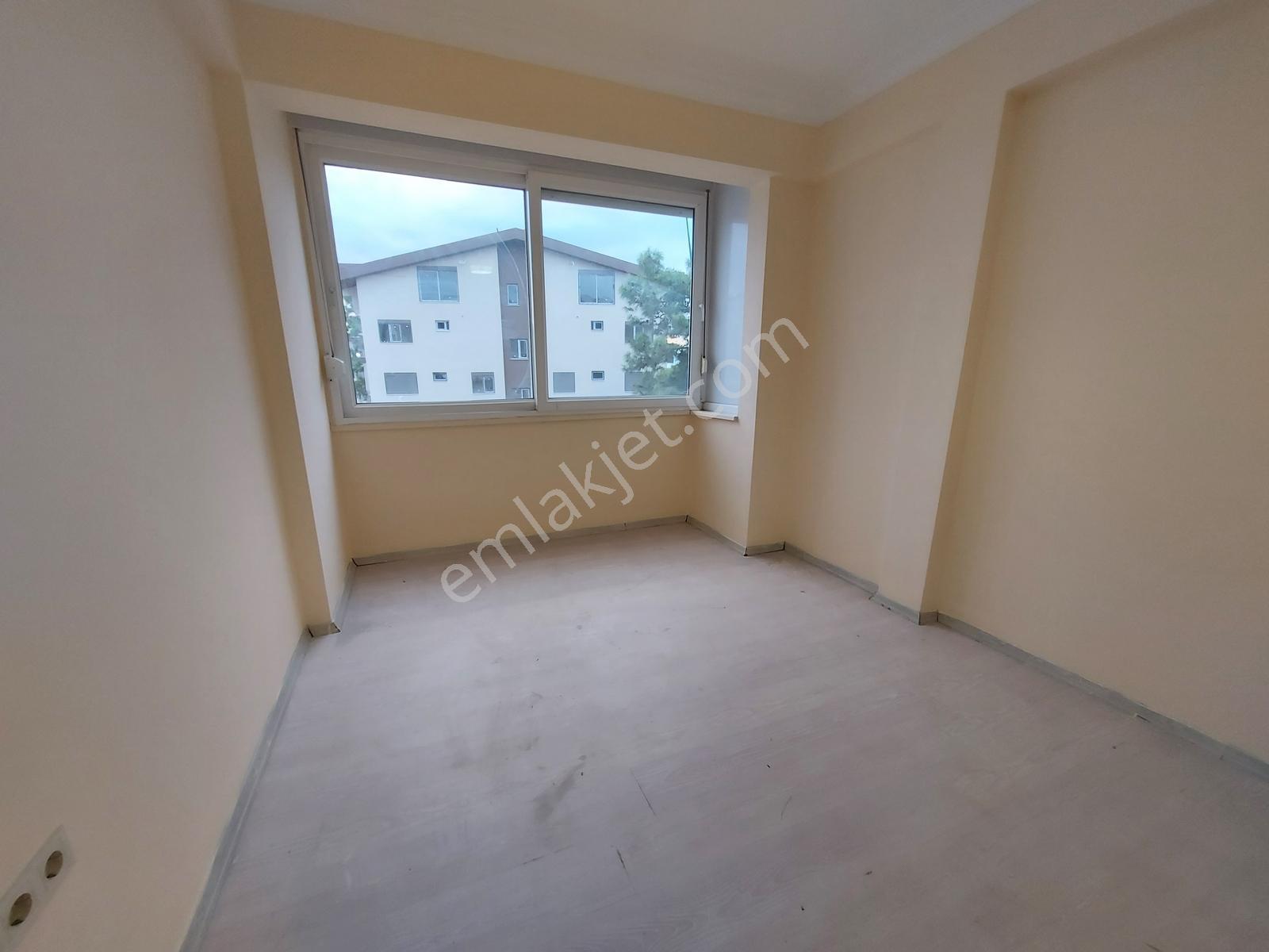 Sarılar Mahallesinde 2+1 Ara Kat Daire — fotoğraf 9
