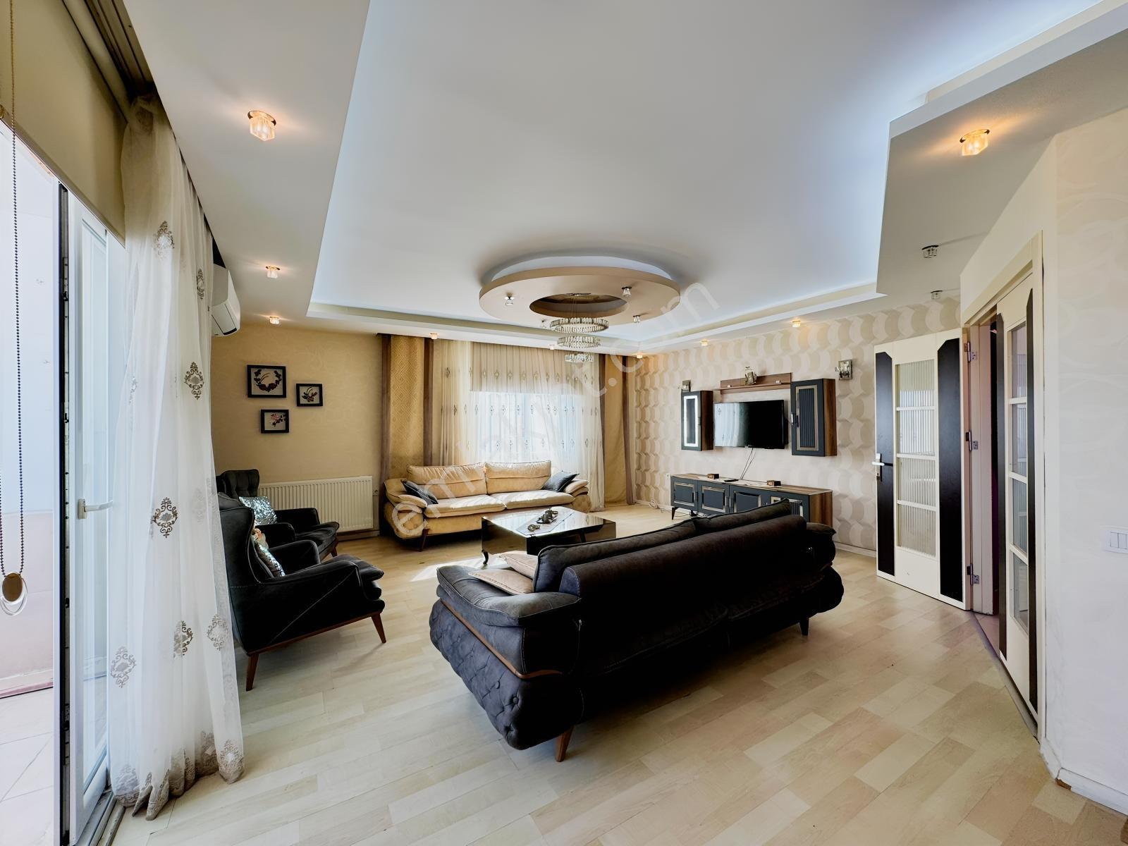 Mezitli Full Krediye Uygun Vatan Cad Cvr Havuzlu Masrafsız 3+1 — fotoğraf 2