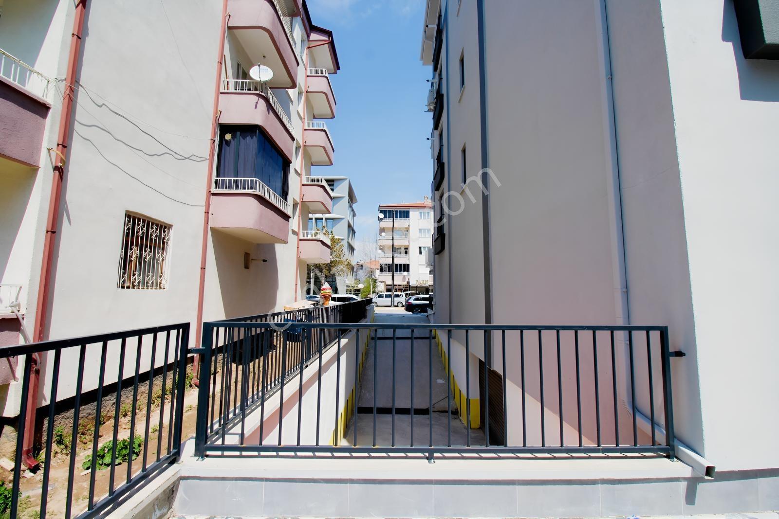 Aksaray Meydan Mahallesinde Satılık Sıfır Ultra Lüks Daire — fotoğraf 3