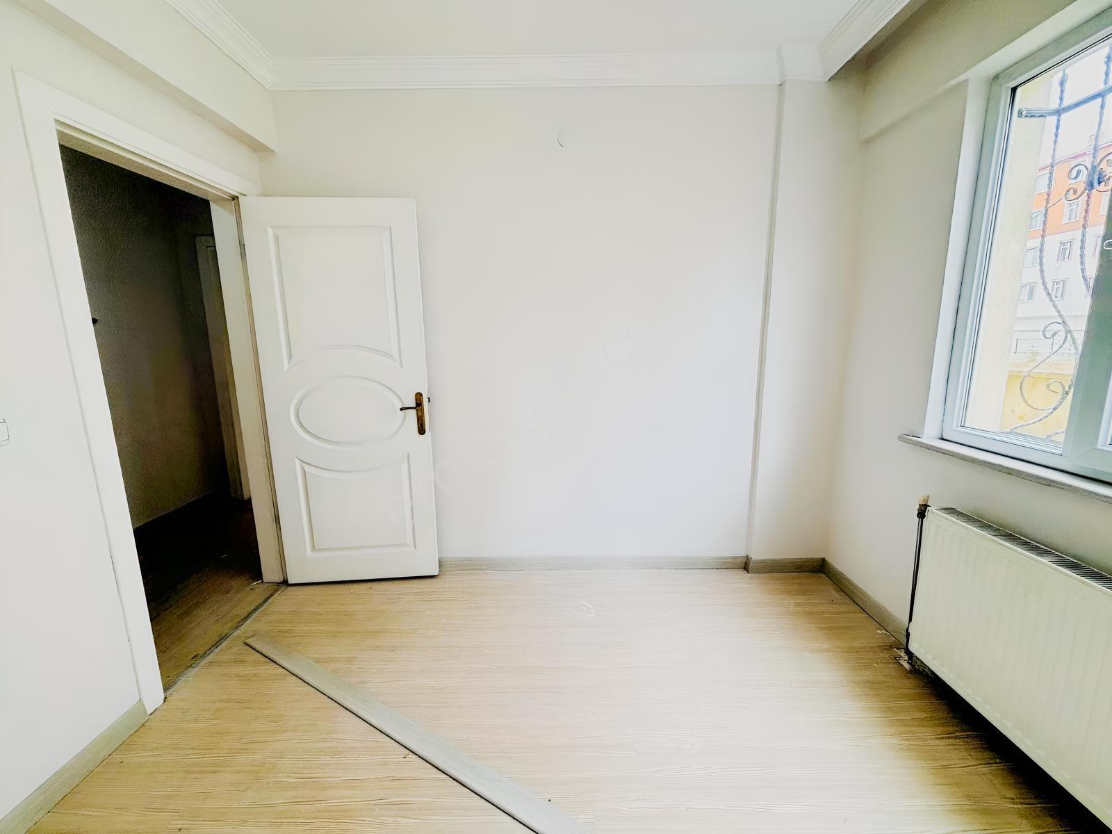Güven'den Devlet Hastanesi Adliye Yürüme Mesafesinde Satılık 3+1 — fotoğraf 11